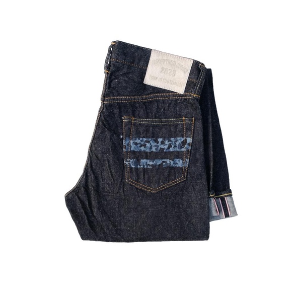 MOMOTARO "YEAR OF THE RABBIT" SELVEDGE JEANS (NARROW TAPERED) - Picture 1 of 16